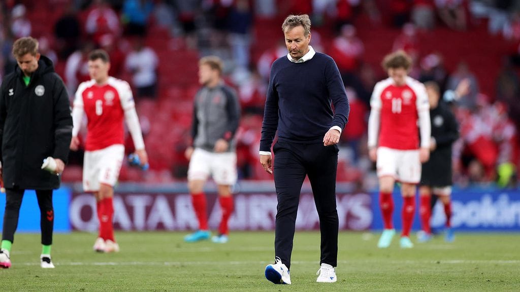 Tanskan päävalmentaja Kasper Hjulmand järkyttyi Huuhkajat-ottelun tapahtumista.