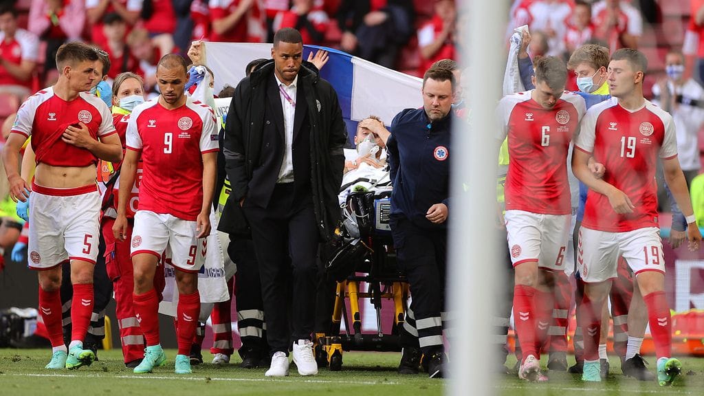 Christian Eriksen sai sydänpysähdyksen ottelussa Huuhkajia vastaan.
