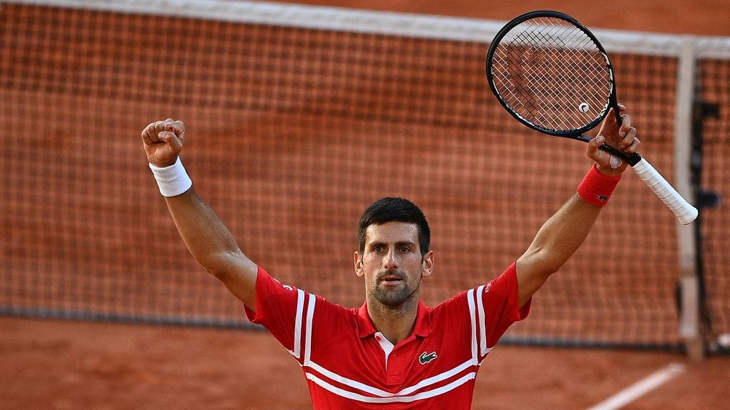 Novak Djokovic juhlii Ranskan avointen voittoa.