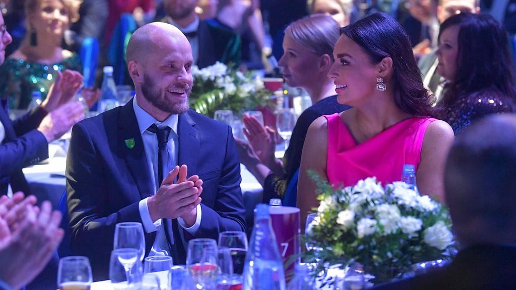 Teemu ja Kirsikka Pukki kuvattuna Urheilugaalassa tammikuussa 2020.