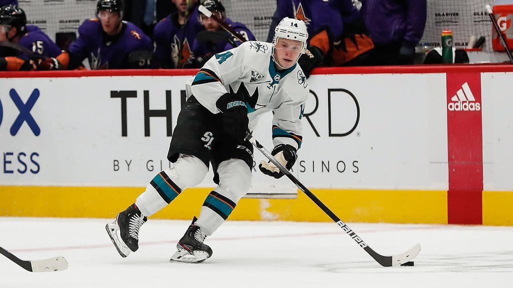 Antti Suomela ottaa NHL-jäiltä askeleen taaemmas.