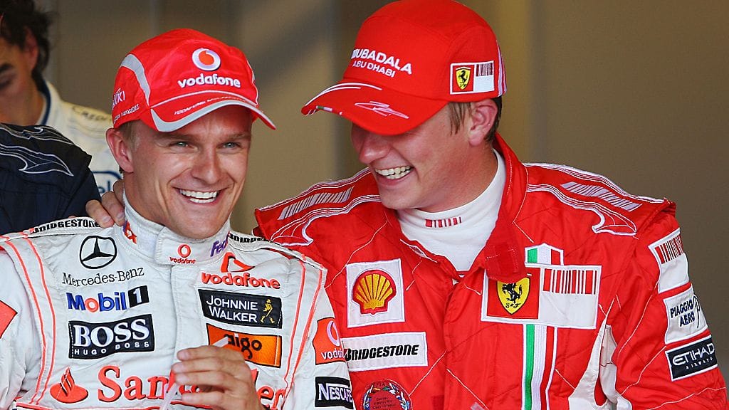 Heikki Kovalaisella ja Kimi Räikkösellä oli hauskaa kaudella 2008. Nyt molemmat on yhdistetty Renault-talliin.