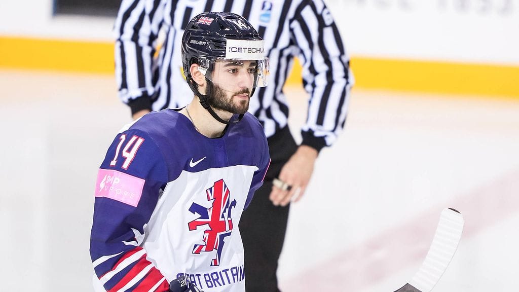 Iso-Britannian Liam Kirk teki NHL-sopimuksen Arizona Coyotesin kanssa.