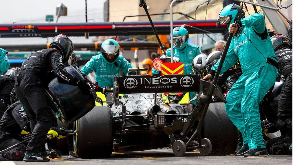 Valtteri Bottas tuli kärkikuskeista ensimmäisenä varikolle Ranskan GP:ssä.