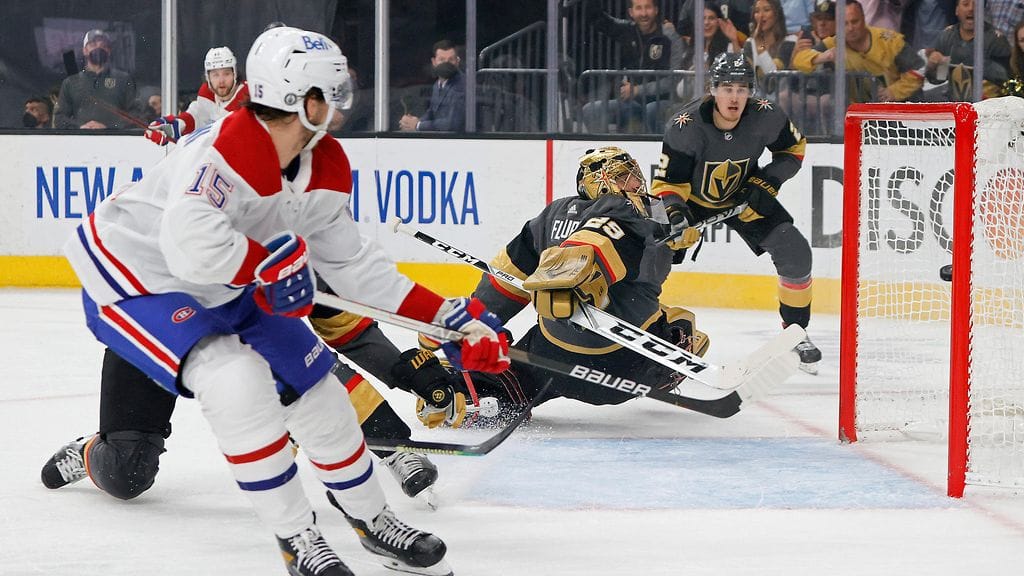 Jesperi Kotkaniemi iski Josh Andersonin läpiajon jälkeen kiekon tyhjään maaliin.