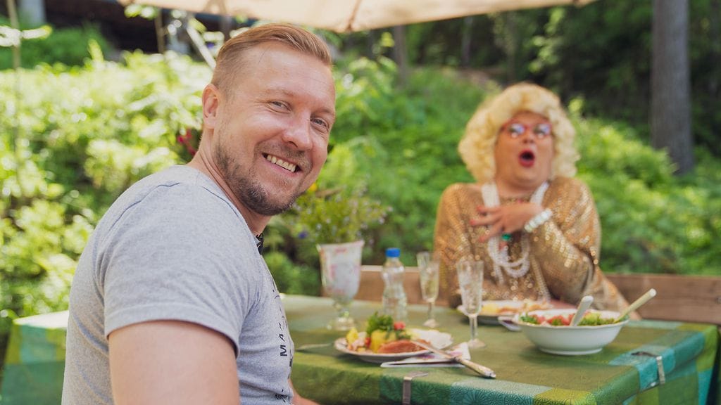 Essi_Rippu_juhannus_Janne_Kataja_Niklas_Hagman_004