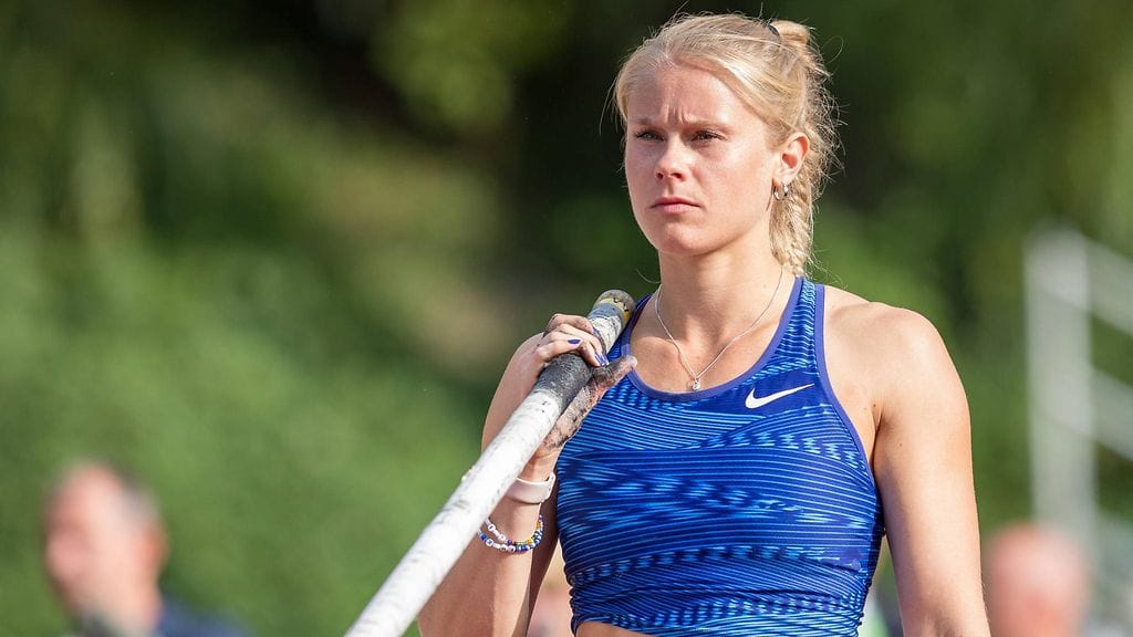 Ruotsin seiväshypyn olympiatoivo Michaela Meijer joutui auto-onnettomuuteen.