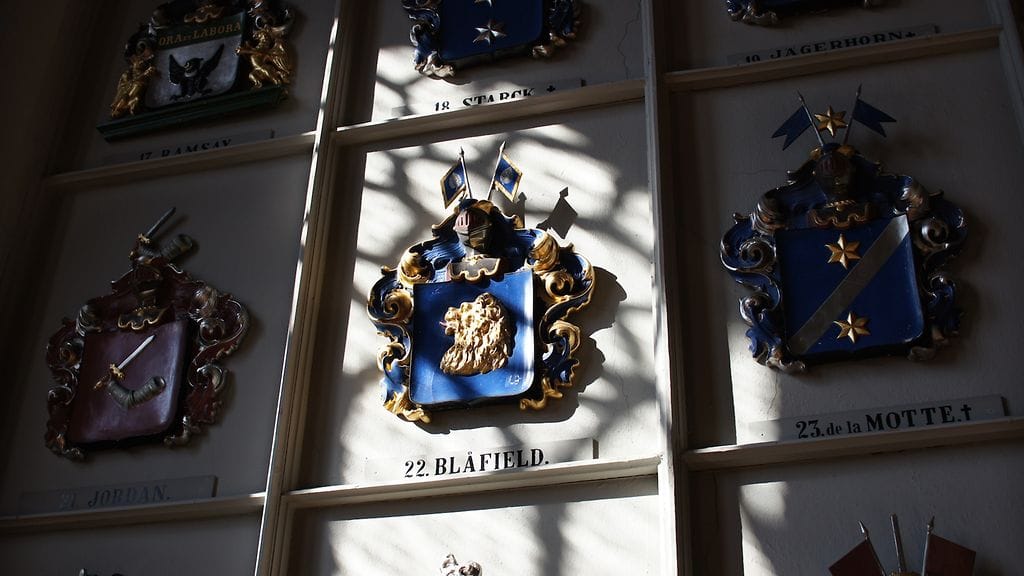 Kolmen sodan taistellut veteraani Eero, 100, on Suomen vanhin aatelinen – tällainen on ollut hänen poikkeuksellinen elämä (3)