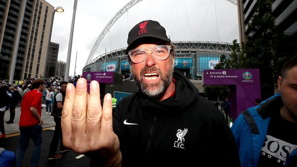 Good Morning Britain -ohjelman Jonathan Swain luuli kuvan henkilöä Liverpoolin päävalmentaja Jürgen Klopiksi.