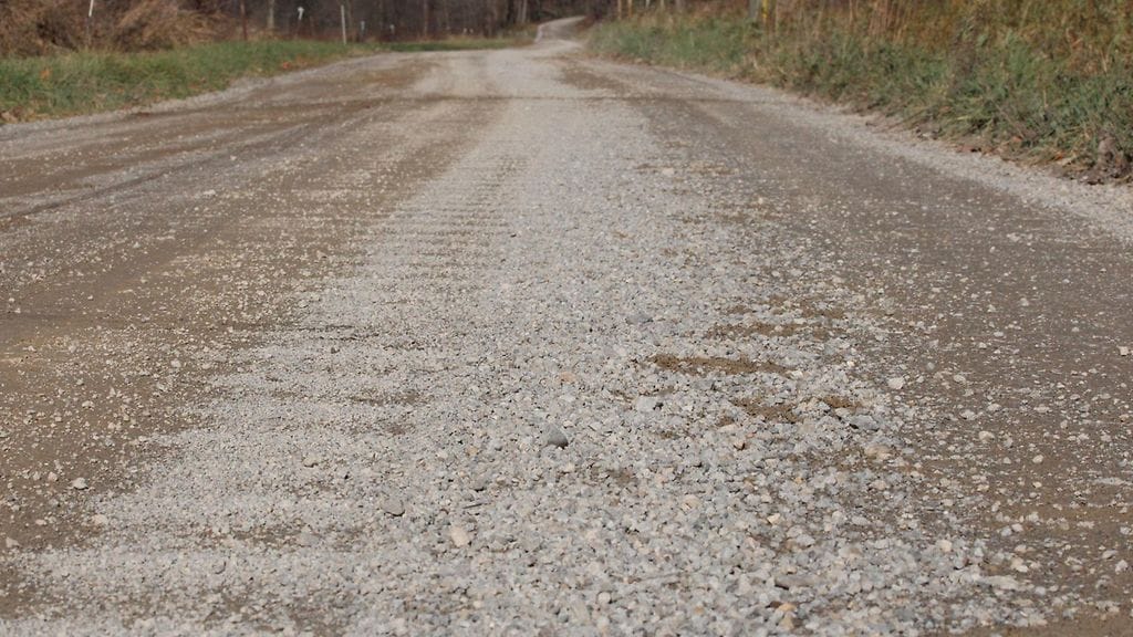 aop nimismiehen kiharat