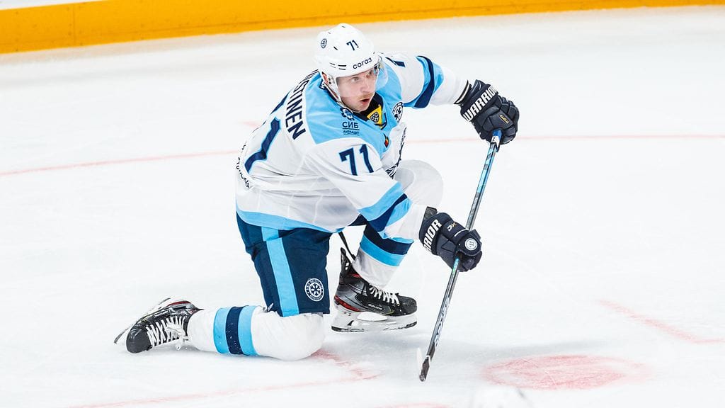 Juuso Puustinen pelasi edelliset kaksi kautta Sibir Novosibirskissä.