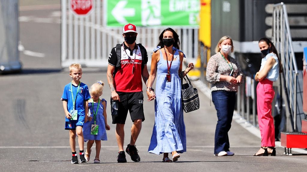 Kimi räikkönen ja minttu räikkönen, robin, rianna