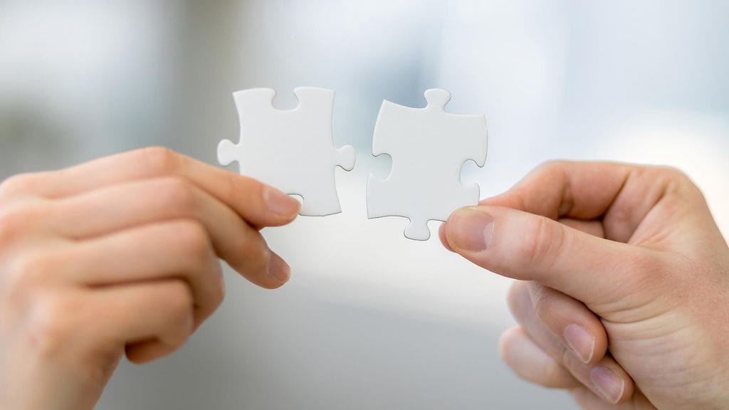 Nainen sai tietää jotain yllättävää juuristaan. Kuvituskuva.