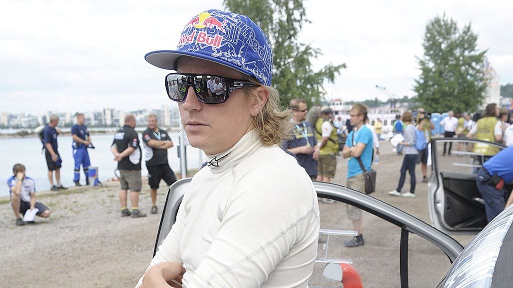Mitä Kimi Räikkönen mahtaa miettiä? Se kiinnostaa monia.