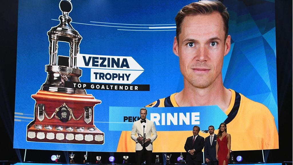 Pekka Rinne voitti NHL:n parhaalle maalivahdille jaettavan Vezina Trophyn vuonna 2018.