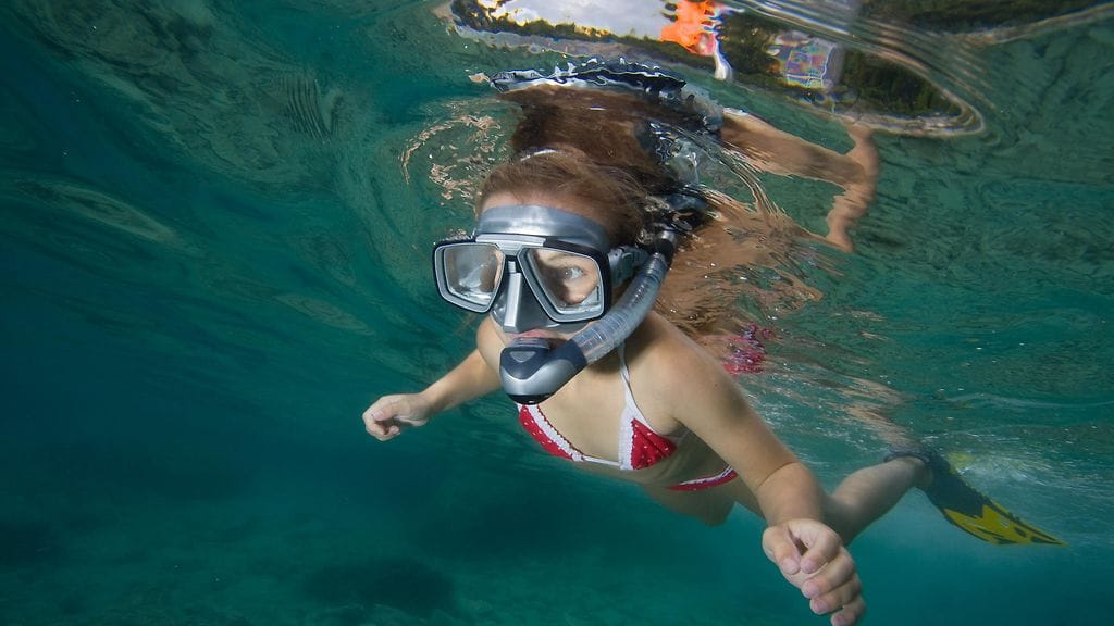 10-vuotias löysi uintireissullaan järven pohjasta aarteen. Kuvituskuva.