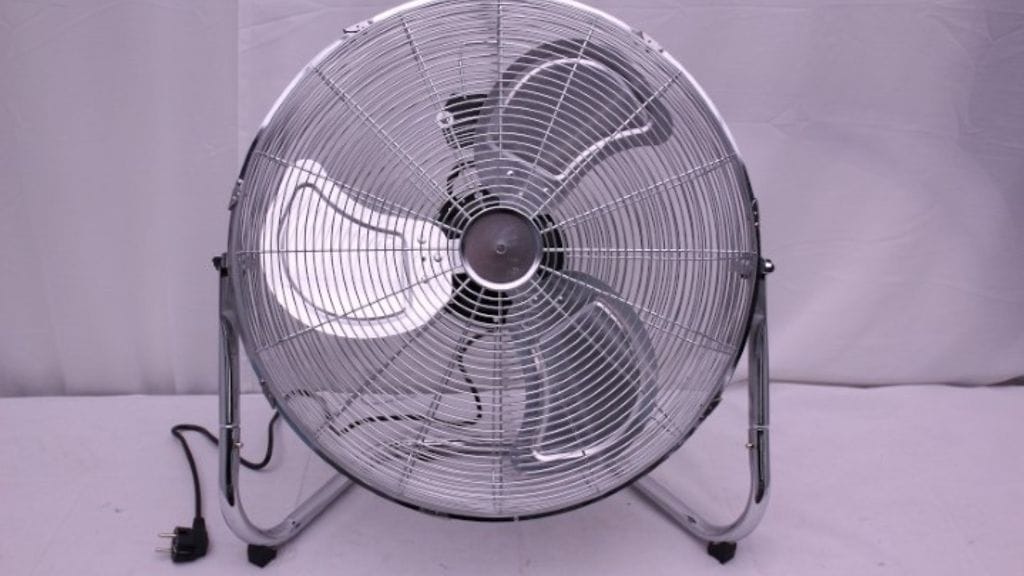 20" Floor Fan -lattiatuuletin vedetään markkinoilta sähköiskuvaaran vuoksi. Tuotetta on myyty ainakin Kaninkolo.fi-verkkokaupassa.