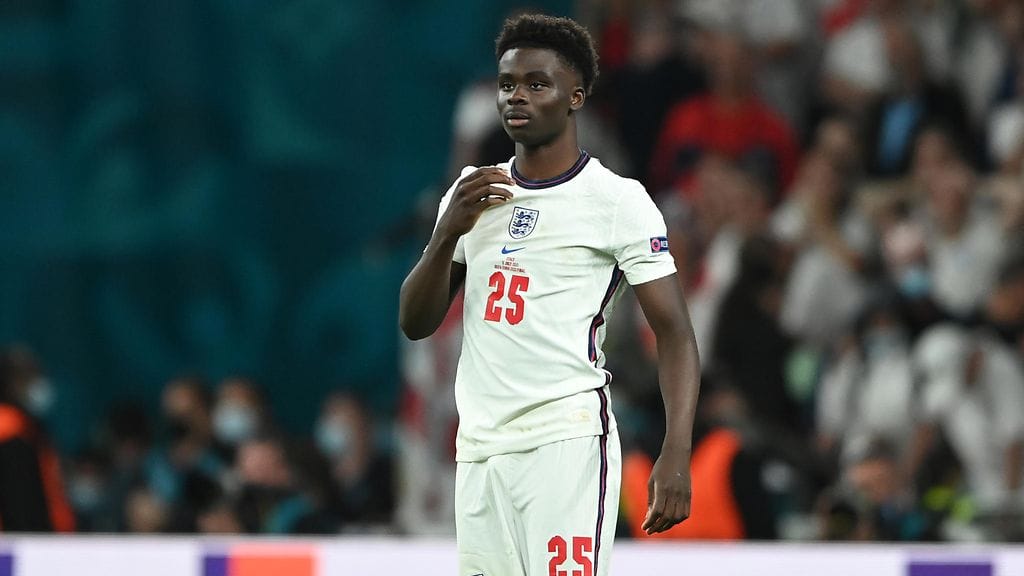 Englannin Bukayo Saka epäonnistui rangaistuspotkukilpailussa, ja Italia voitti EM-kultaa.