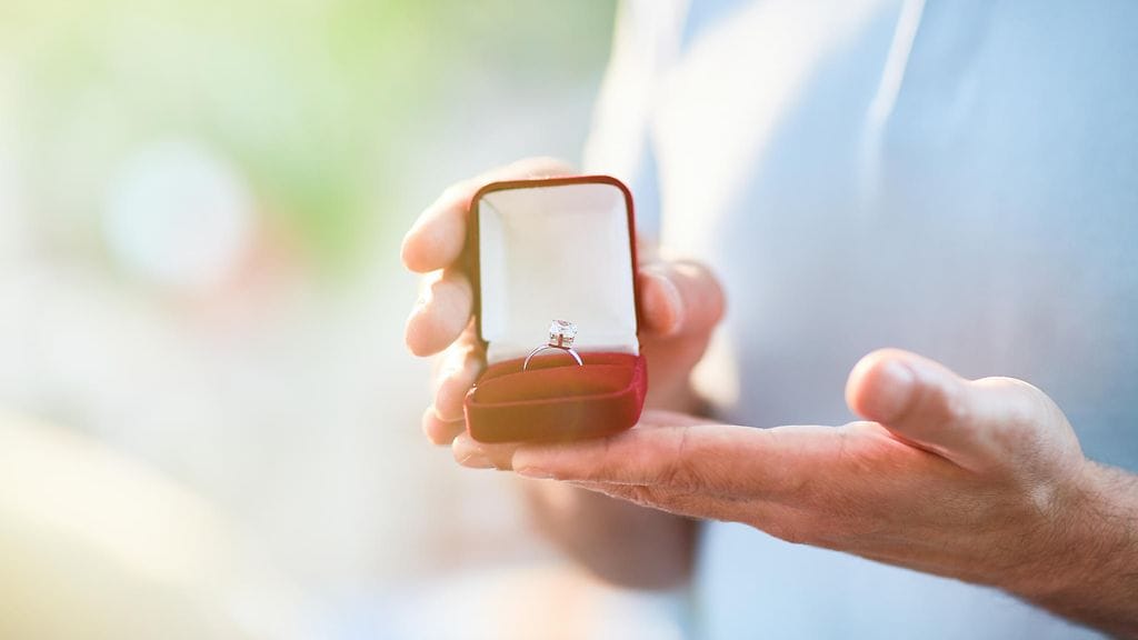 Netissä kiertänyt kosintavideo ei kaikkien mielestä ole sitä, miltä näyttää.