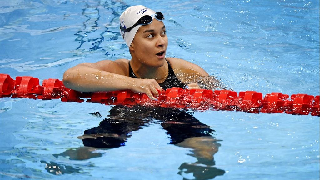 Mimosa Jallowin Suomen ennätys ei aivan riittänyt jatkoon 100 metrin selkäuinnissa.