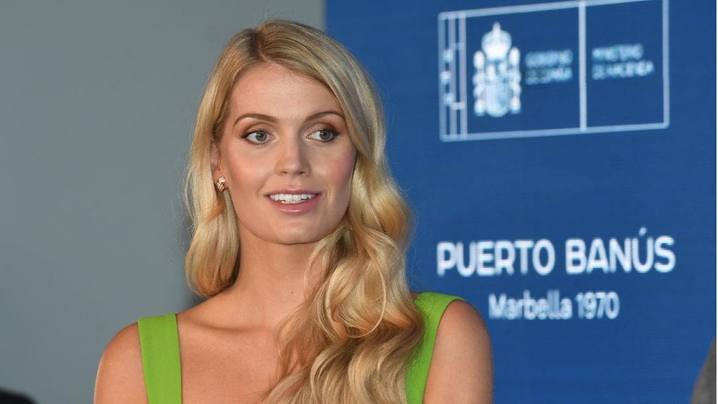 Lady Kitty Spencer avioitui rakkaansa kanssa.