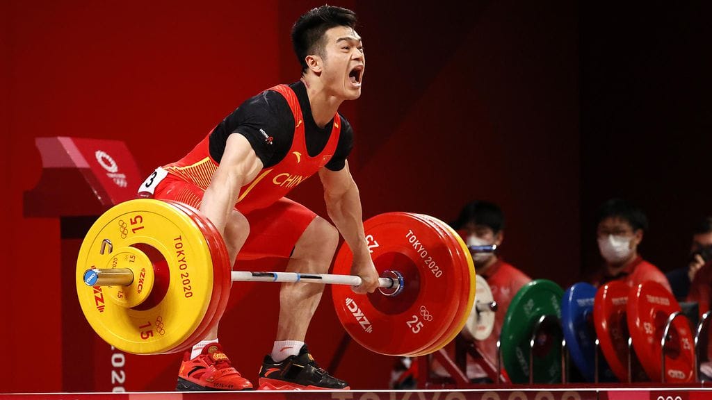 Shi Zhiyong jätti muut täysin varjoonsa Tokion olympialaisten miesten 73 kilon painonnostossa.