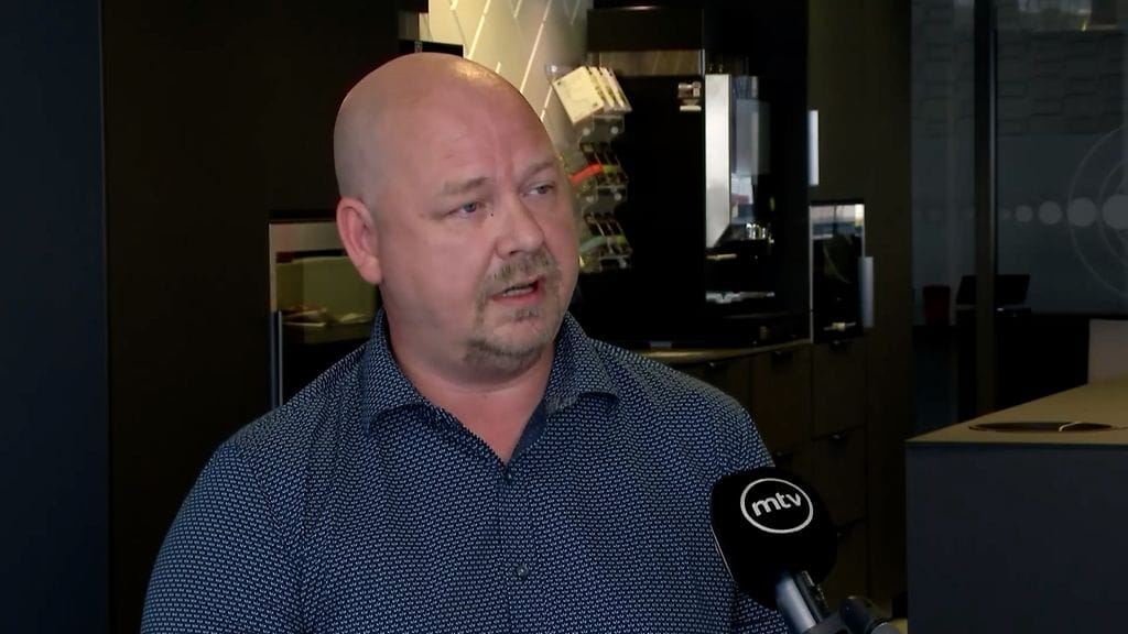 DNA on rakentanut joustavaa etätyömallia jo vuosikymmenen – henkilöstöjohtaja huolissaan yritysten konservatiivisesta asenteesta etätyöhön