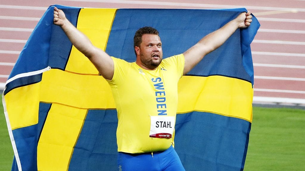 Ruotsin Daniel Ståhl voitti Tokiossa kiekonheiton olympiakultaa.