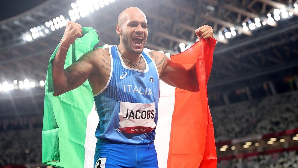 Italian Lamont Marcell Jacobs voitti olympiakultaa 100 metrin juoksussa.