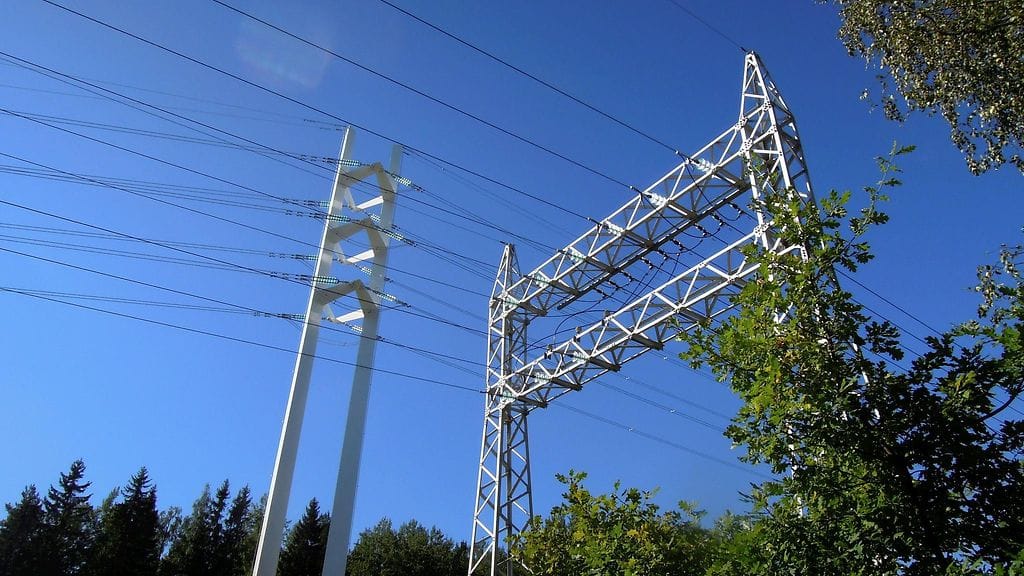 Pörssisähkön hinta on laskenut koko kevään ja ajan, ja toukokuussa keskihinta on ollut vain 4,4 senttiä kilowattitunnilta. Kuvituskuva.