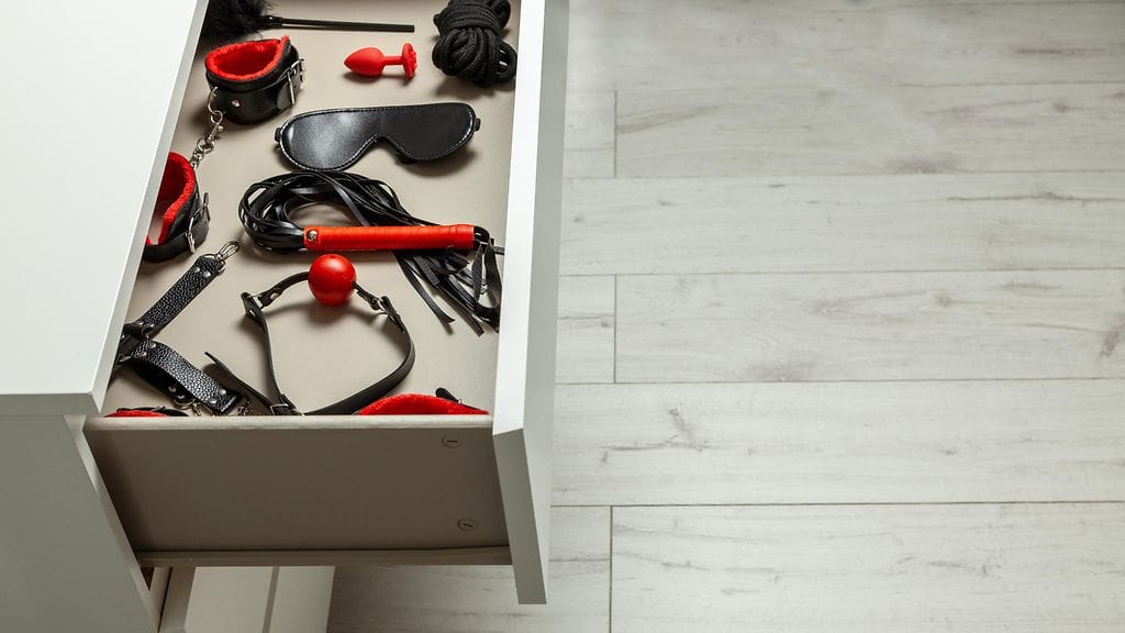 Kuinka moni oikeasti haluaa antaa tai saada piiskaa makuuhuoneessa?