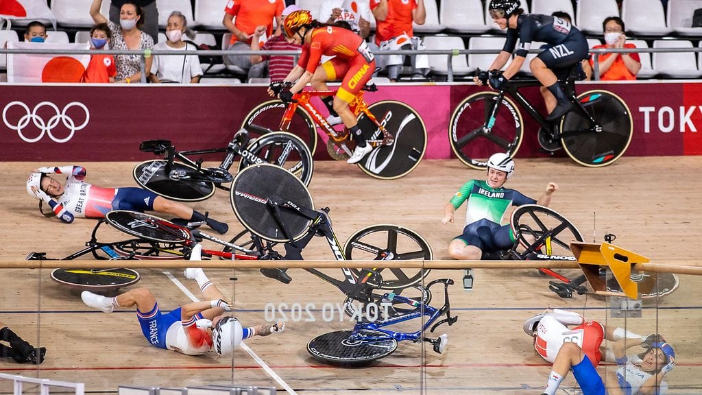 Tokion olympialaisten ratapyöräilyn naisten omniumfinaalissa rytisi.