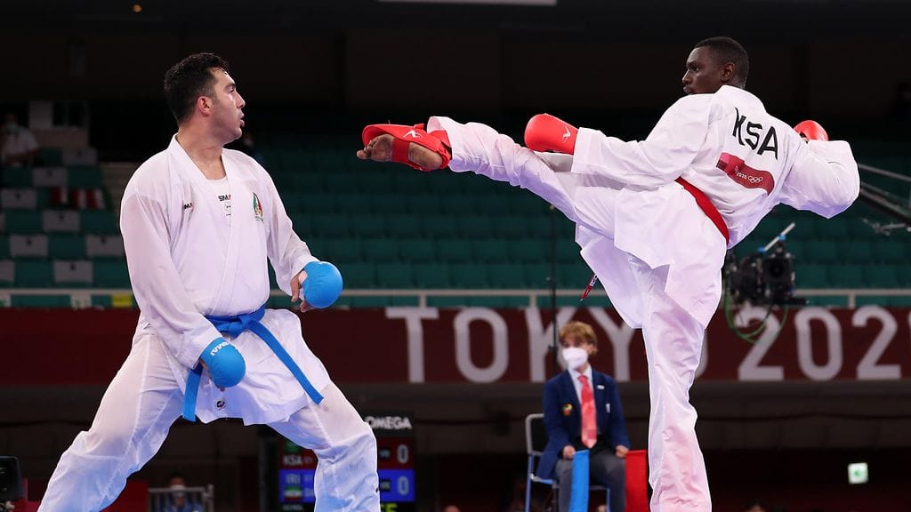 Tareg Hamedin potku yllätti vastustajan täysin.