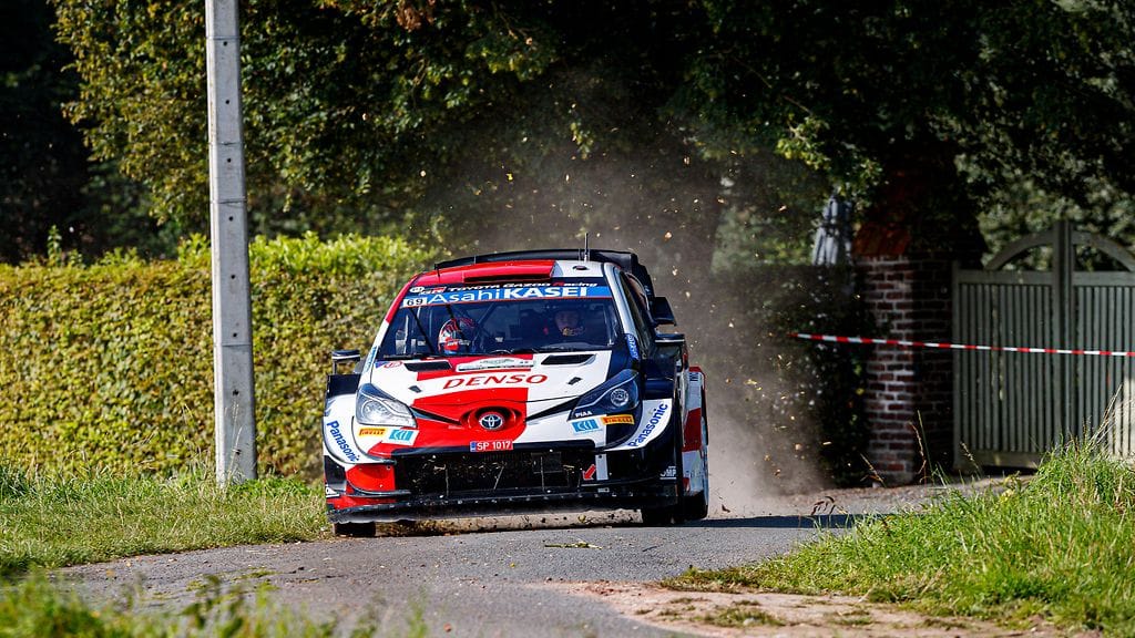 Kalle Rovanperä ajoi Belgian MM-rallin sunnuntaipäivän ensimmäisen EK:n pohja-ajan.