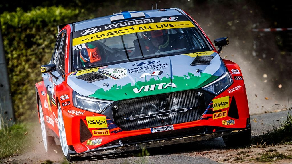 Jari Huttunen ajoi WRC2-luokan voittoon Belgian MM-rallissa.