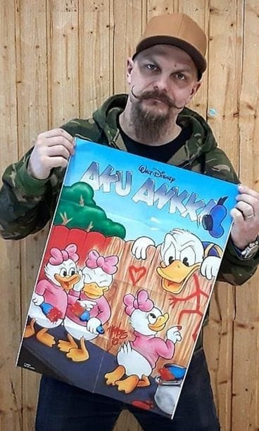 Pete "Hende" Niemisen kuvittama Aku Ankan kansikuva vuodelta 2018