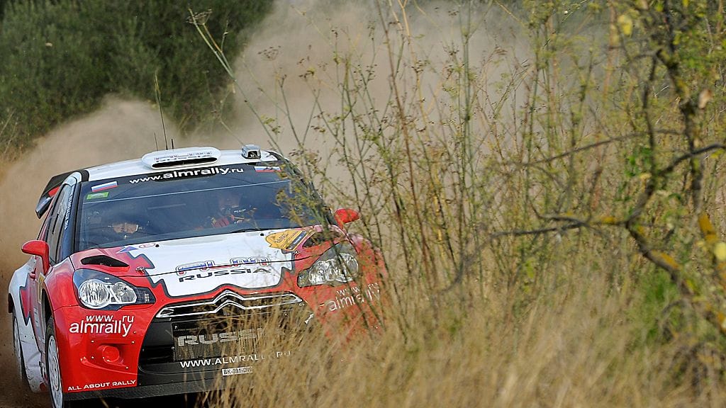 Jevgeni Novikov vauhdissa Espanjassa.