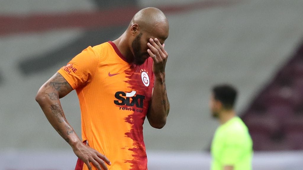 Brassipuolustaja Marcao kävi kuumana Galatasarayn avausottelussa Turkin liigassa.
