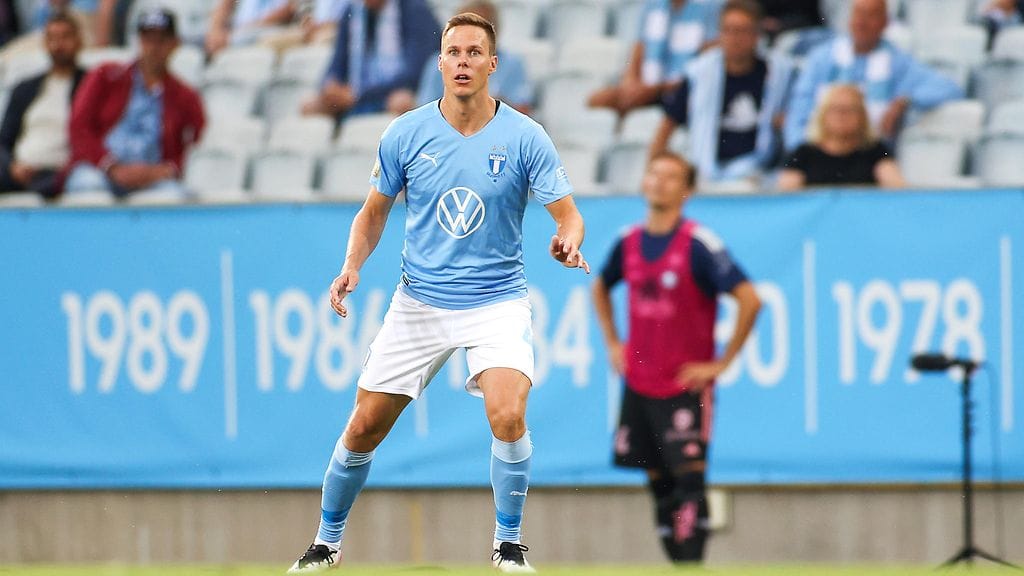 Niklas Moisander edustaa ruotsalaista Malmöä.