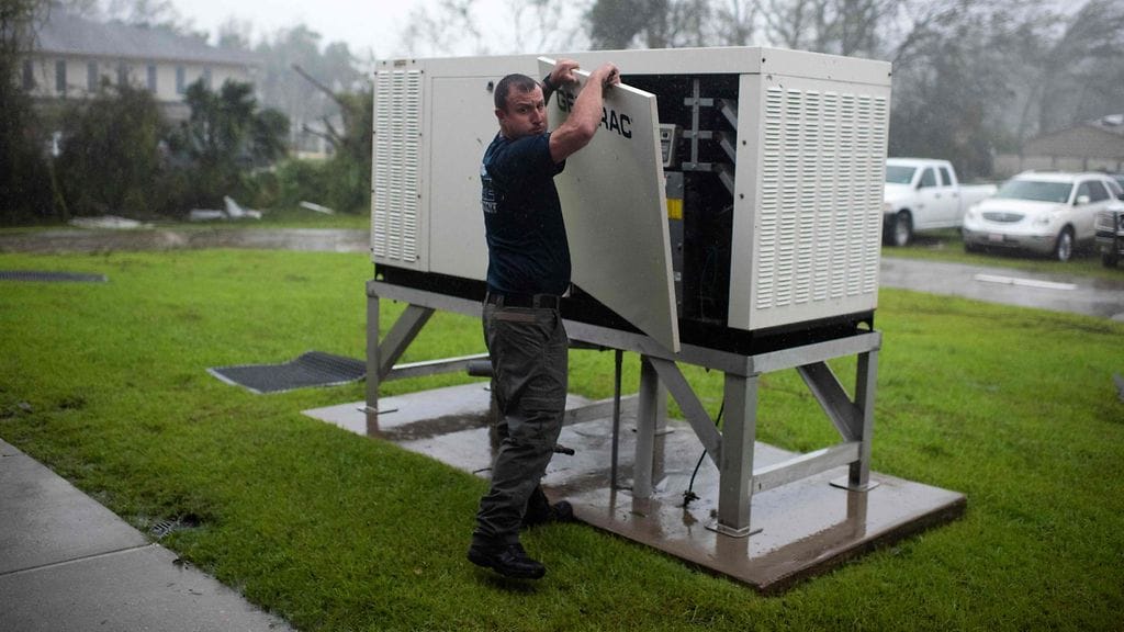 Generaattorit otettiin käyttöön, kun koko New Orleans menetti sähköt.