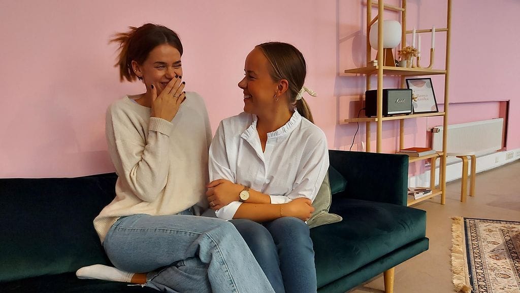 Johanna Puhakka, Sara Parikka