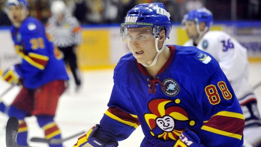 Jokereiden Joonas Rask vauhdissa Adler Manneheimia vastaan lauantaina 18 elokuuta 2012 Vantalla pelatussa Jääkiekon European Trophy -turnauksessa Jokerit vastaan Adler Mannheim.
