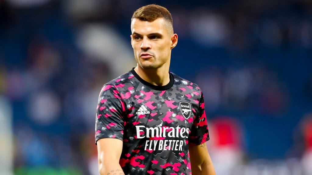 Arsenalin sveitsiläistähti Granit Xhaka on antanut positiivisen koronanäytteen.