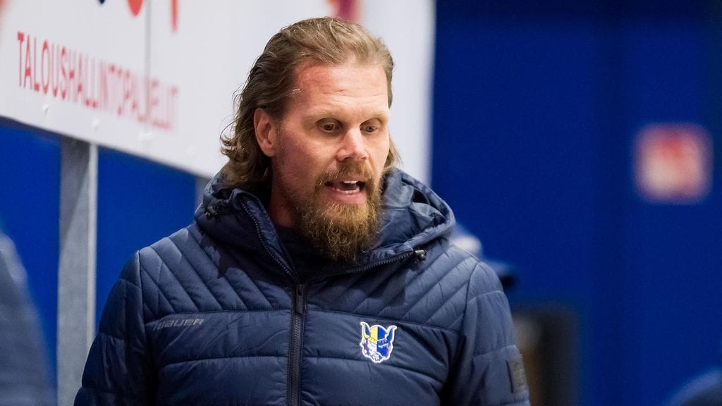 Jukureiden Olli Jokisella on edessään ensimmäinen liigakausi päävalmentajana.