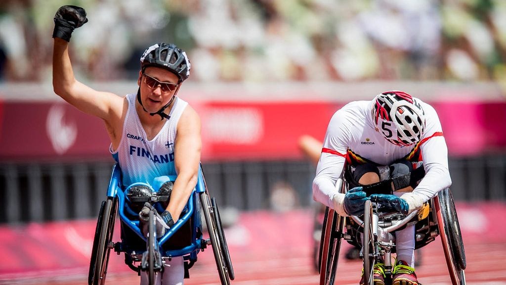 Toni Piispanen kelasi toisen paralympiamitalinsa Tokion kisoissa.