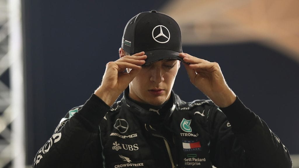 George Russell oli saada satumaisen voiton heti ensimmäisessä Mercedes-kisassaan Sakhirin GP:ssä.