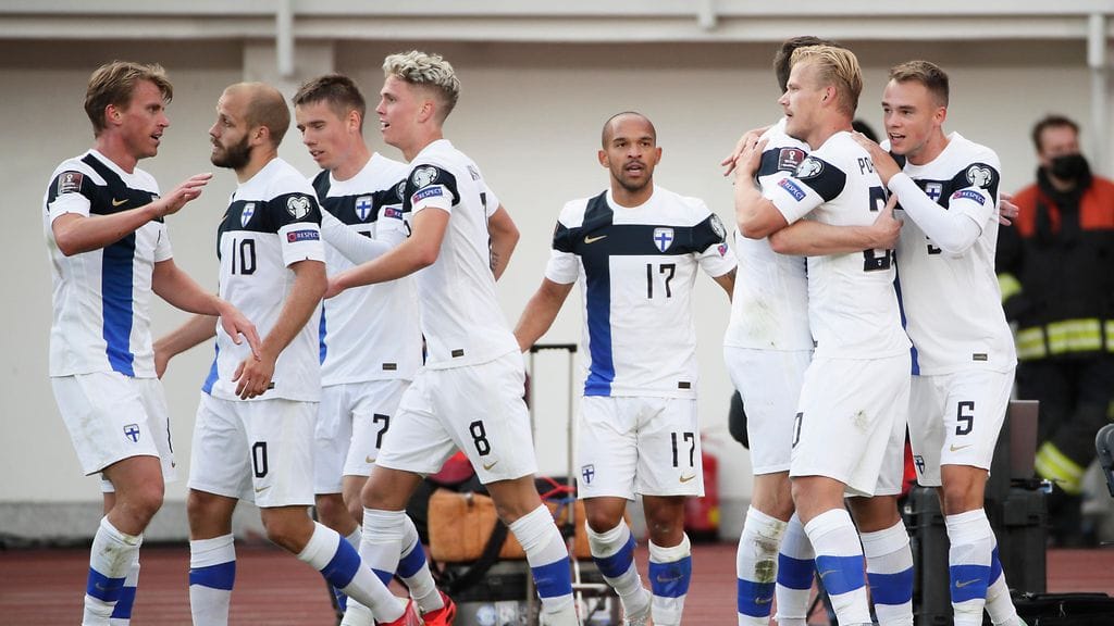 Suomi otti lauantaina elintärkeän voiton Kazakstanista Joel Pohjanpalon maalilla.