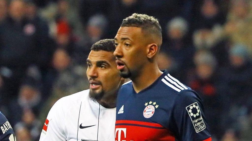 Kevin-Prince Boateng (vas.) ei voi hyväksyä veljensä Jerome Boatengin tekoja.