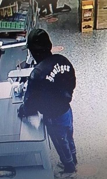 ryostaja kassalla poliisin kuva