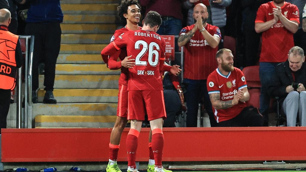 Liverpool siirtyi yhdeksännellä minuutilla johtoon AC Milania vastaan.